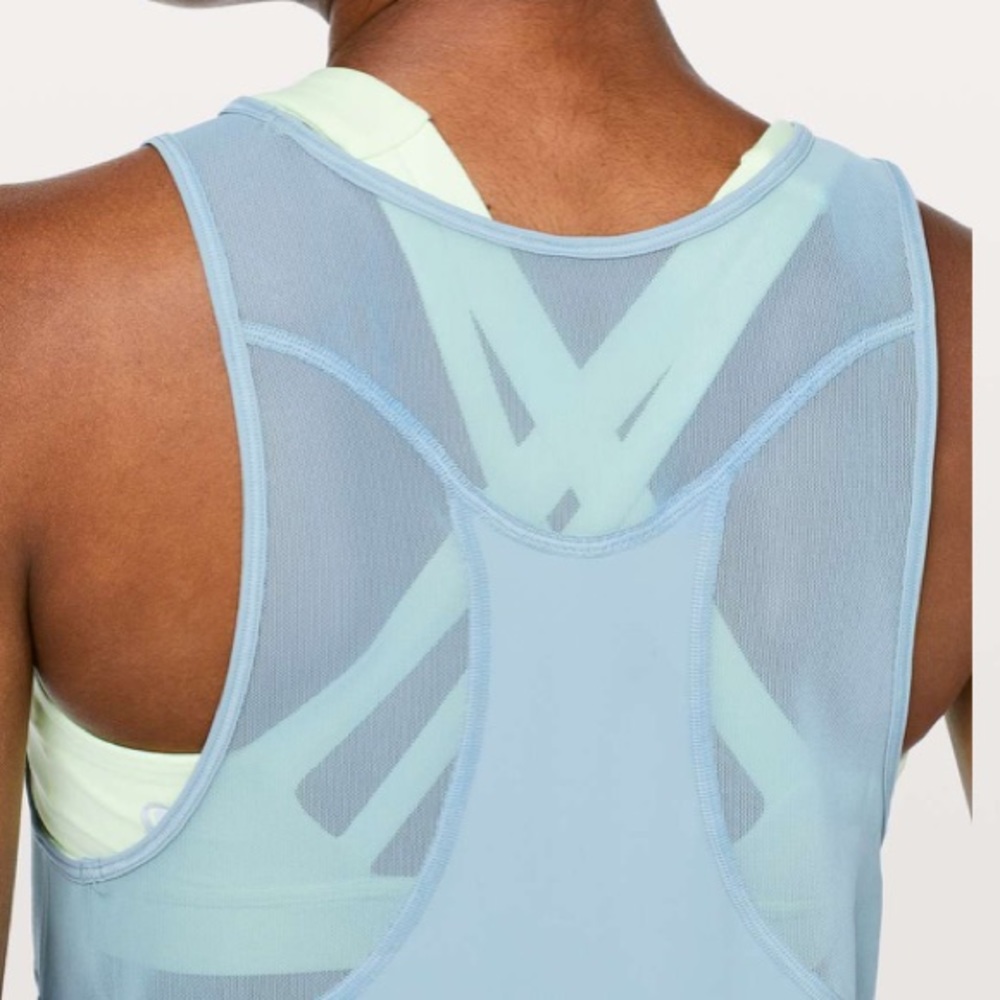 Lululemon Sculpt Tank II
Cascade Blue